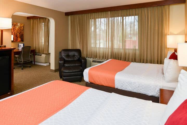 Room 5 of 35
