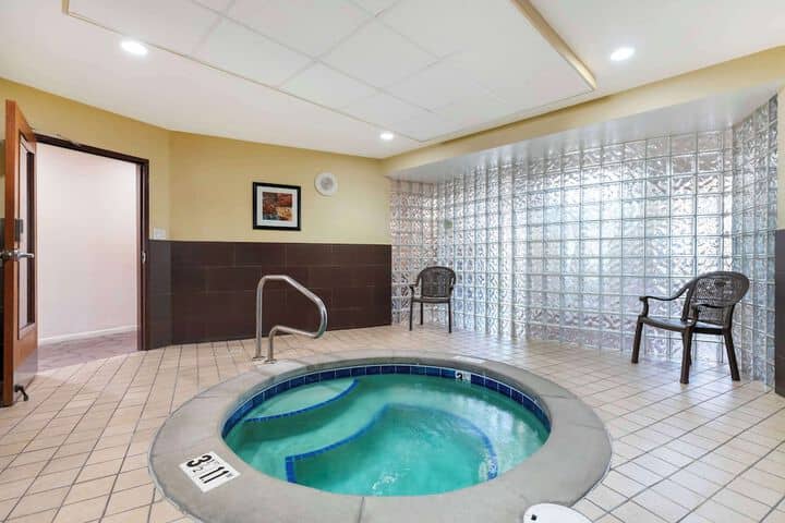 Pool 26 of 34