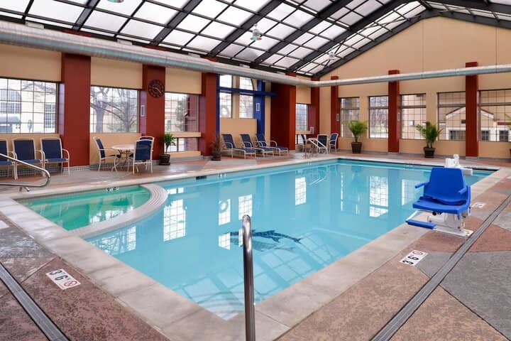 Pool 22 of 35